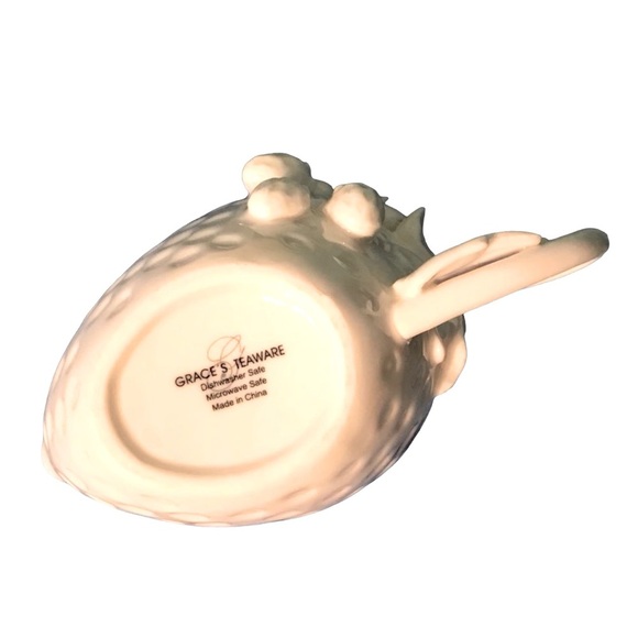 Vintage Graces Teaware White Bisque Porcelain Sculpted Strawberry Cream & Sugar - Picture 13 of 15